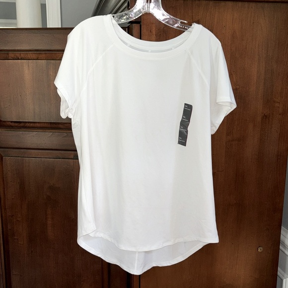 NWT All in Motion Essential Crewneck Short Sleeve T-shirt - Picture 5 of 7